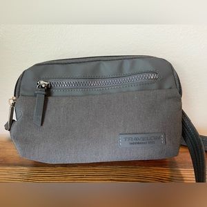 Travelon Anti-Theft Metro Convertible Small Crossbody Belt bag